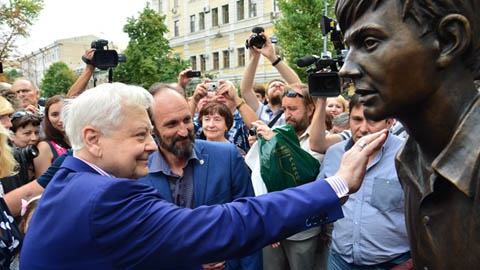 Предлагается увековечить память  Олега Табакова