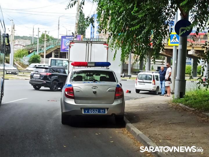 Лада маркет саратов шехурдина