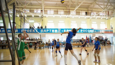  В СГЮА прошел турнир по волейболу среди команд региональных прокуратур