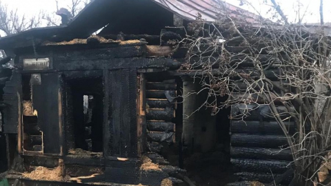 Женщина сгорела во время пожара в собственном доме