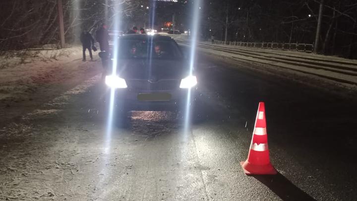 В районе Стрелки в Саратове иномарка сбила пешехода