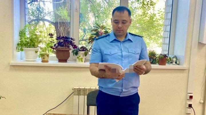 Гражданин Узбекистана отправится на год в колонию за взятку дергачёвскому полицейскому