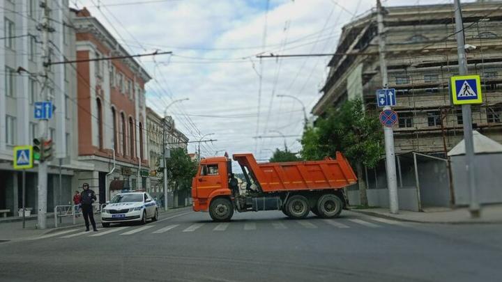 В Саратове ограничат движение и остановят два троллейбусных маршрута