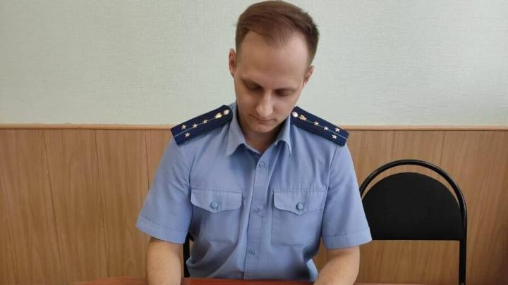 Житель Советского района отправится под суд за угрозы топором полицейскому