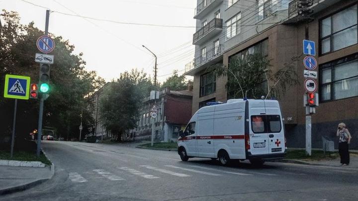 В тройном ДТП в Заводском районе Саратова пострадал пассажир грузовика