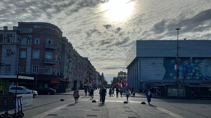 На центральных улицах Саратова временно ограничат движение