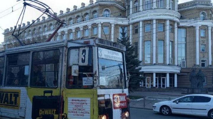 В Саратове прервано движение трамваев 11-го маршрута