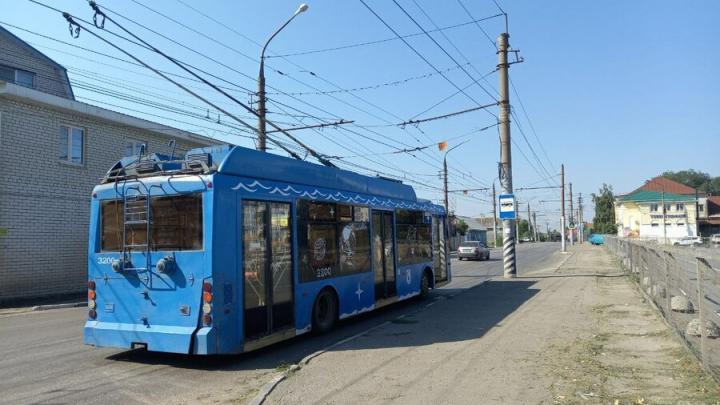 В Саратове на неопределенный срок остановилось движение двух троллейбусных маршрутов