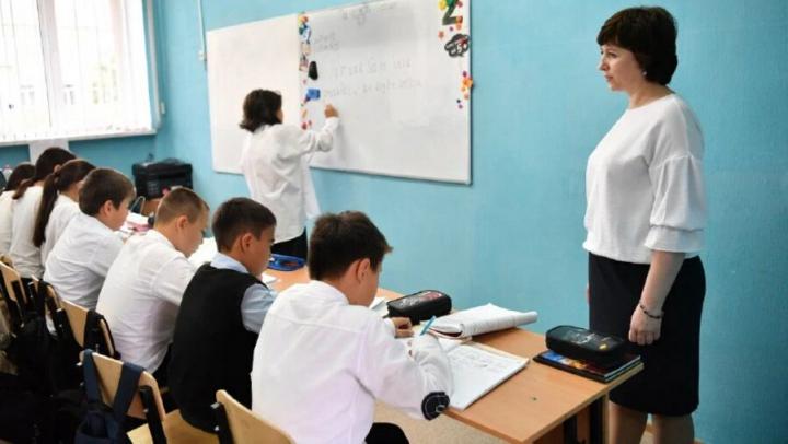 Сельским педагогам Саратовской области выплатят по миллиону рублей
