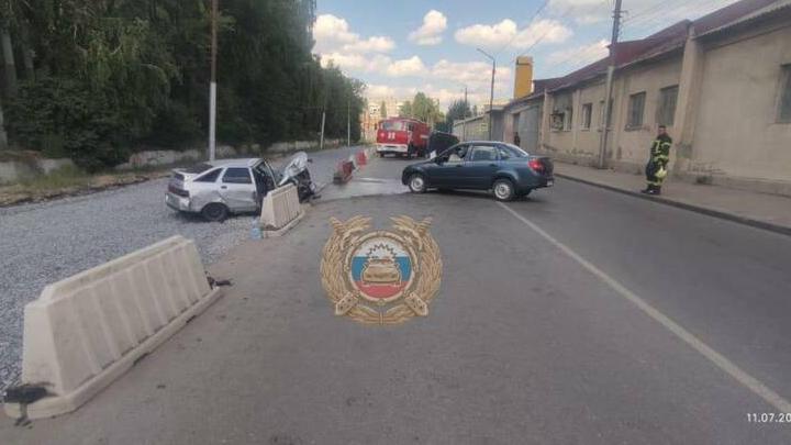 Трое пострадали в ДТП с двумя "Ладами" на Степана Разина в Саратове