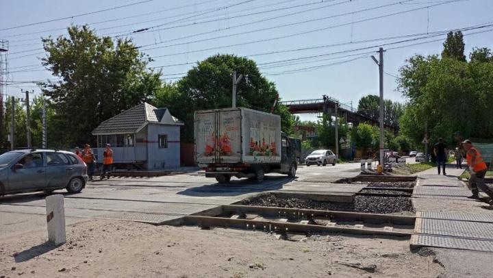 В Саратовской области закроют два железнодорожных переезда