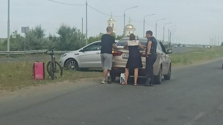 Иномарка сбила курьера на велосипеде в Солнечном-2 в Саратове