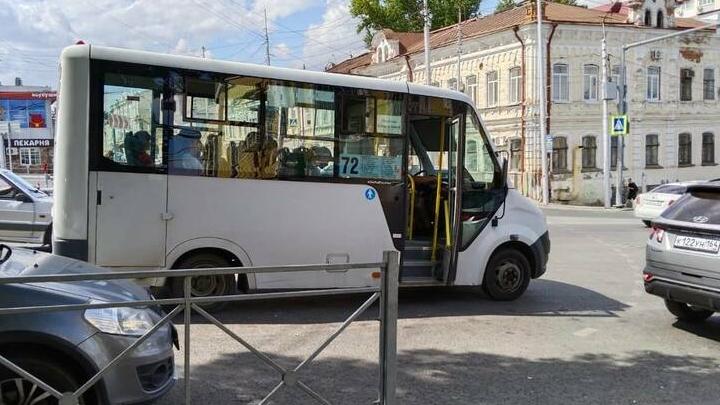 Мэрия Саратова выявила нарушения в работе автобусного маршрута №72