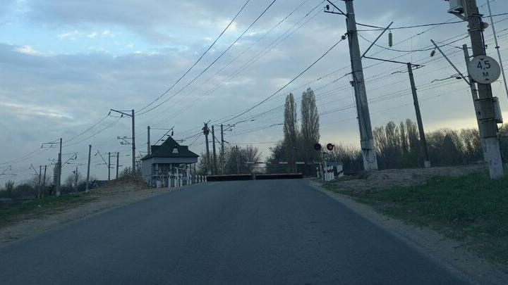 В Заводском районе Саратове временно закроют переезд