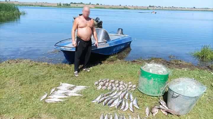 Под Саратовом у браконьеров изъяли более 1 км рыболовных сетей