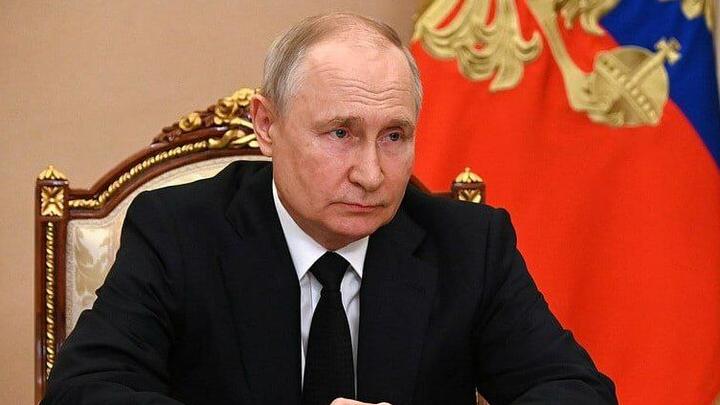 Владимир Путин присвоил саратовчанке звание «Мать-героиня»