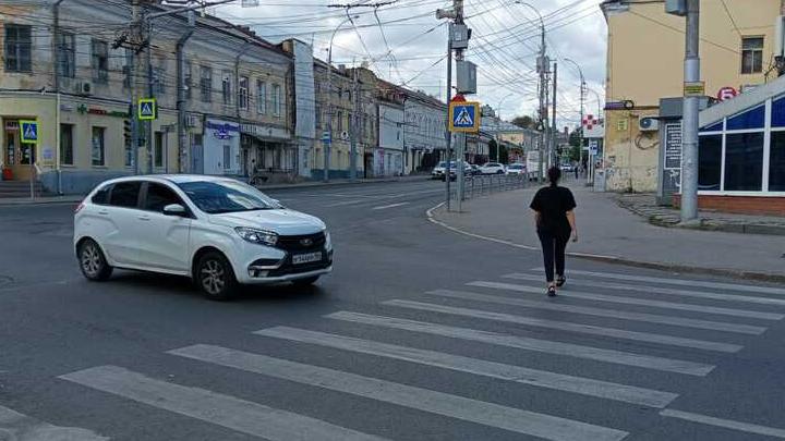 В Саратове на оживленном перекрестке не работает светофор