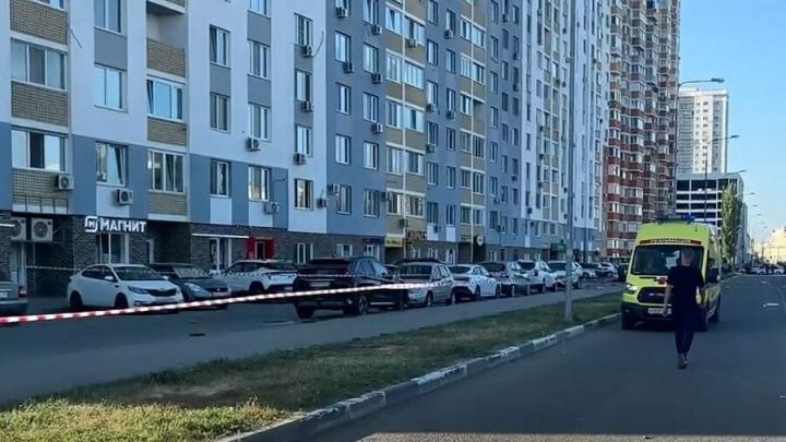 Атака беспилотников в Саратовской области: повреждены автомобили