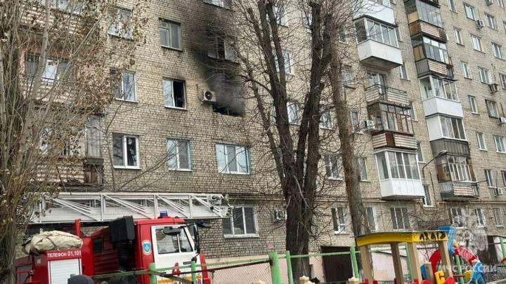 Пенсионерка пострадала на пожаре в девятиэтажке у театра драмы в Саратове