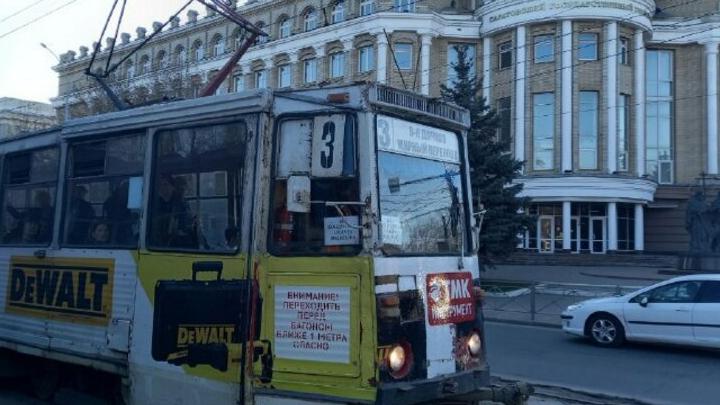 В Саратове остановилось движение трамваев 3-го маршрута