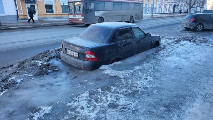  «Ледяной» скандал в Пугачёве: следователи ищут виновных в закупке некачественного реагента