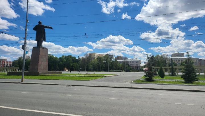 Саратовцы остались без ярмарки на Театральной площади