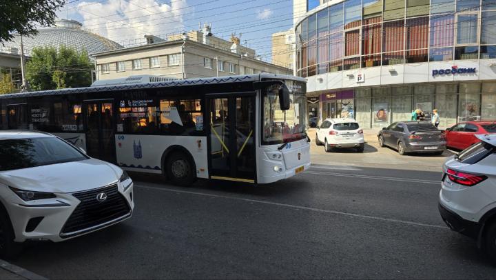 В Саратове подорожал проезд в автобусах одного из популярных маршрутов