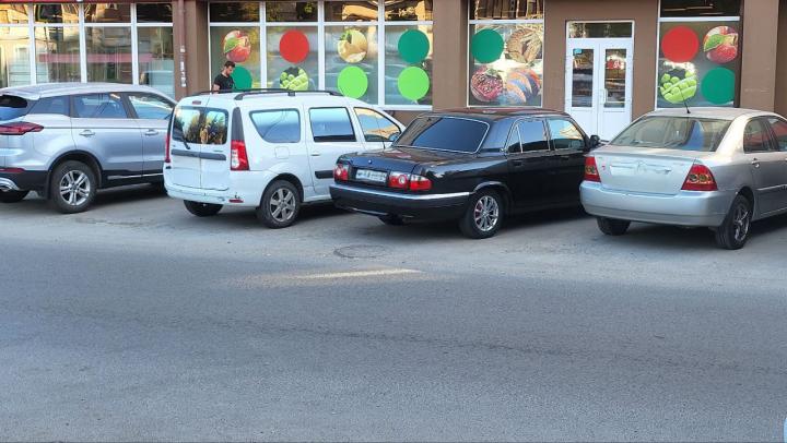 В Энгельсе временно ограничат движение и парковку из-за празднования Рождества