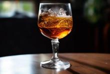 В Госдуме рассматривают идею запрета продажи алкоголя в выходные дни